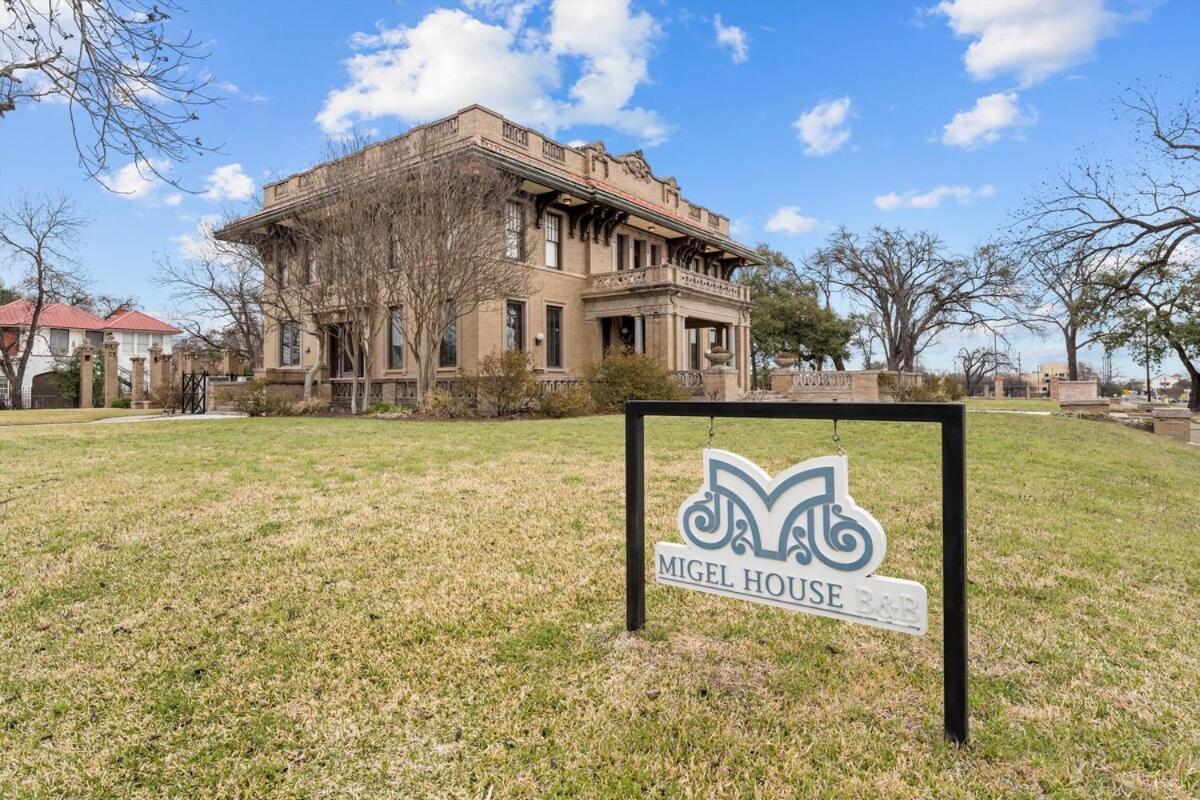 Historic Migel House In Downtown Waco Villa Dış mekan fotoğraf
